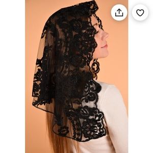 Black Veil for church, Classic Catholic veil mantilla, short chapel veil